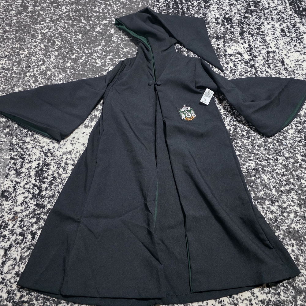 Univeral Studio Wizarding Robe